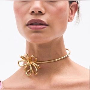 Cult Gaia bloom gold flower choker